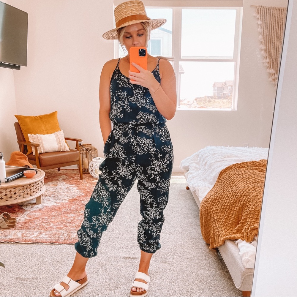 American Eagle jumpsuit